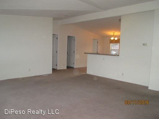 176 N Tawni Dr - Photo 3 of 12