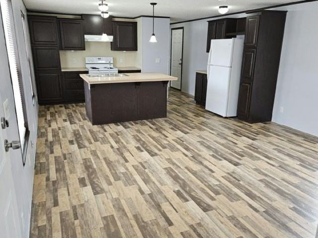 54 116th Ave Ne #502 - Photo 3 of 16