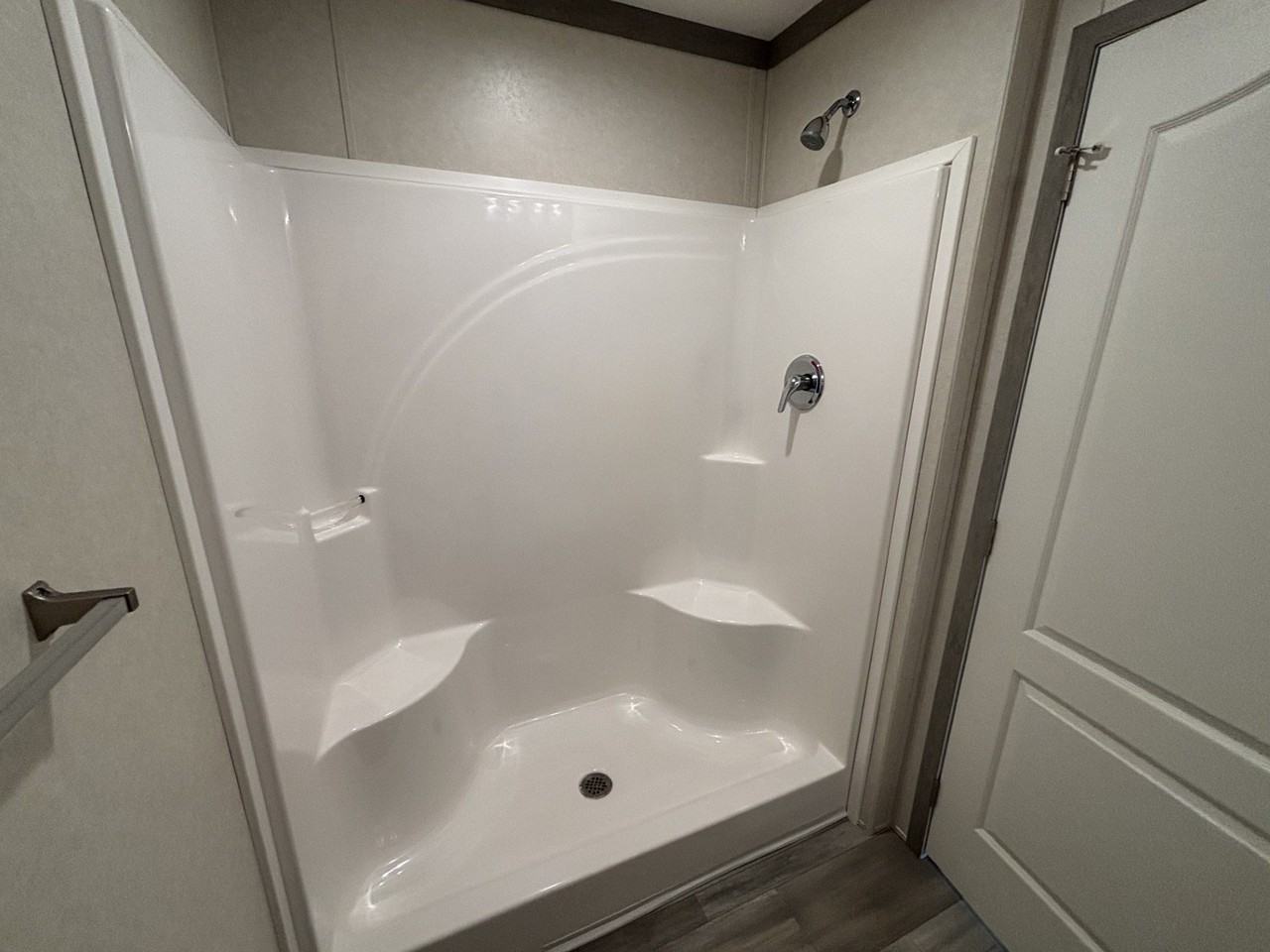 261 Cambridge Dr #261 - Photo 5 of 10