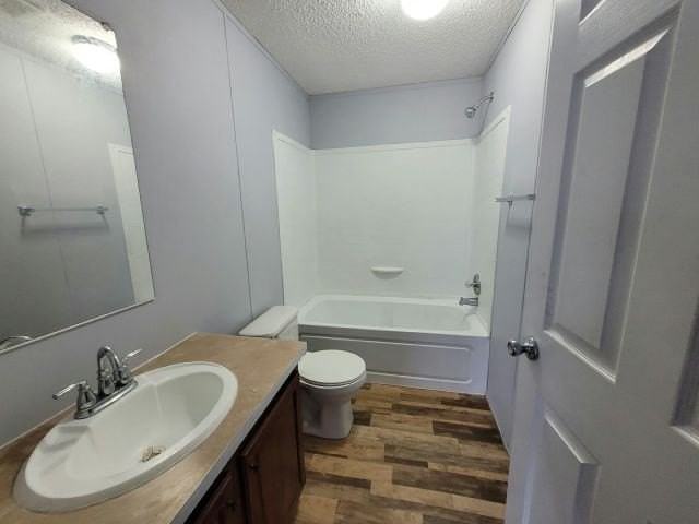 63 116th Ave Ne #415 - Photo 4 of 9