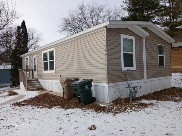 56 Rustic Pkwy #155 - Photo 4 of 6