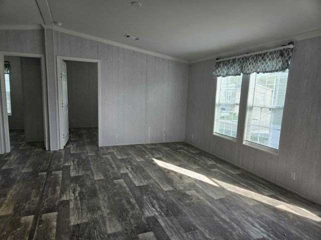 2334 42nd Ave N #13 - Photo 4 of 10
