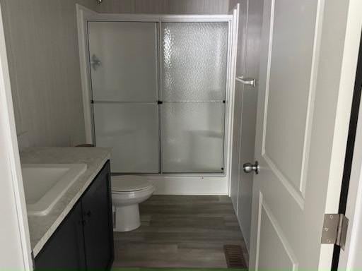 18 Fairlane Ct #10 - Photo 4 of 4