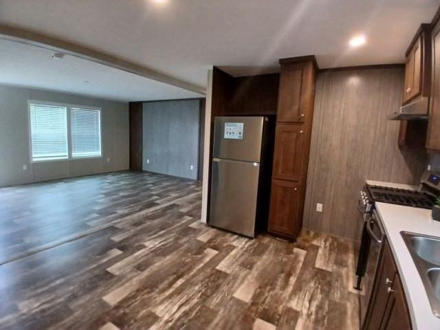 868 E Commerce St #184 - Photo 3 of 15