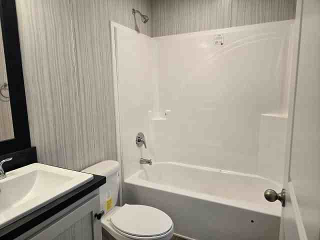 27 112th Ln Ne #1 - Photo 5 of 6