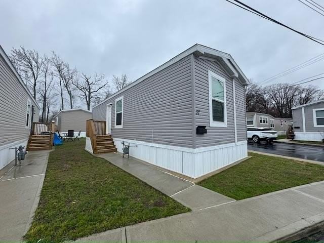 37 Randall Ave #70 - Photo 5 of 5