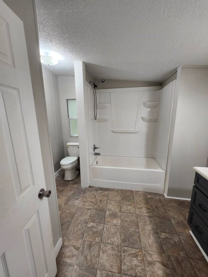 35 Mimosa Dr - Photo 5 of 6