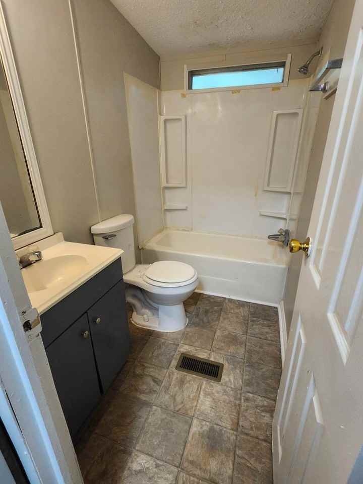 35 Mimosa Dr - Photo 6 of 6