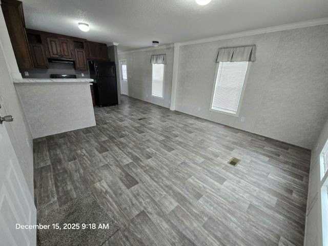 105 Lone Pine Dr #105D - Photo 3 of 7