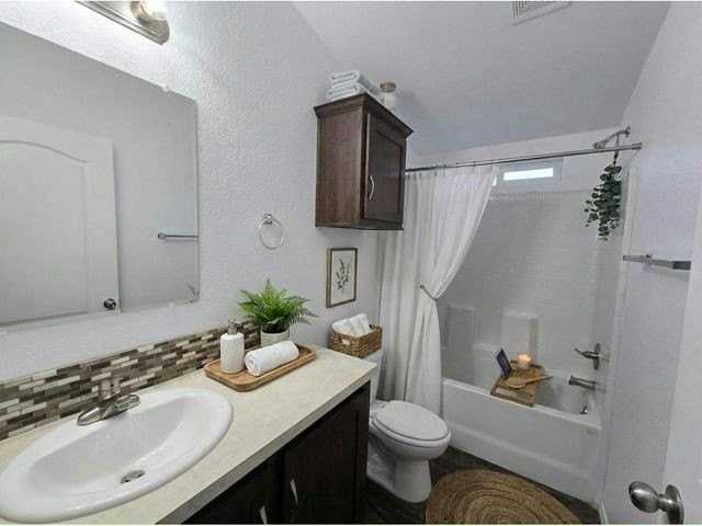 3825 N Nellis Blvd #35 - Photo 3 of 6