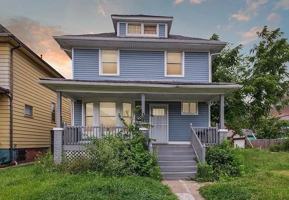 featured image of 3738 Montgomery St