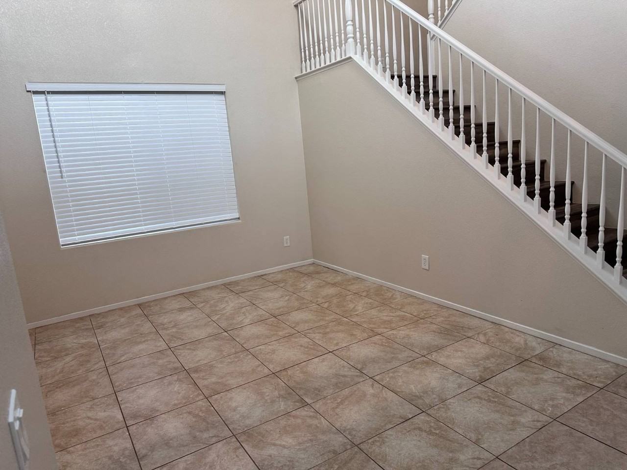 2820 Dowitcher Ave - Photo 2 of 27