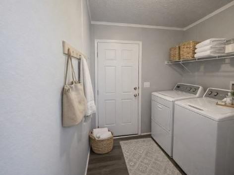 77 Hollywood Dr #183 - Photo 4 of 7