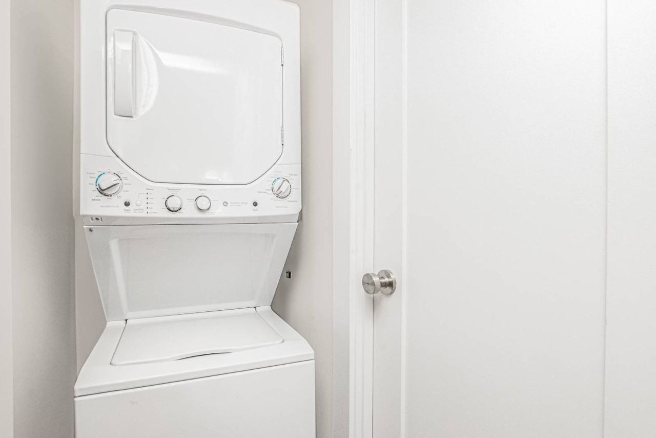 1155 Warburton Ave #1D - Photo 7 of 33
