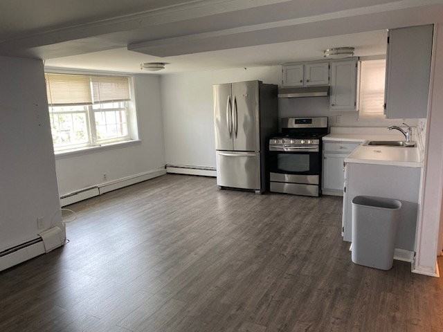 140 Pine St #G - Photo 2 of 7