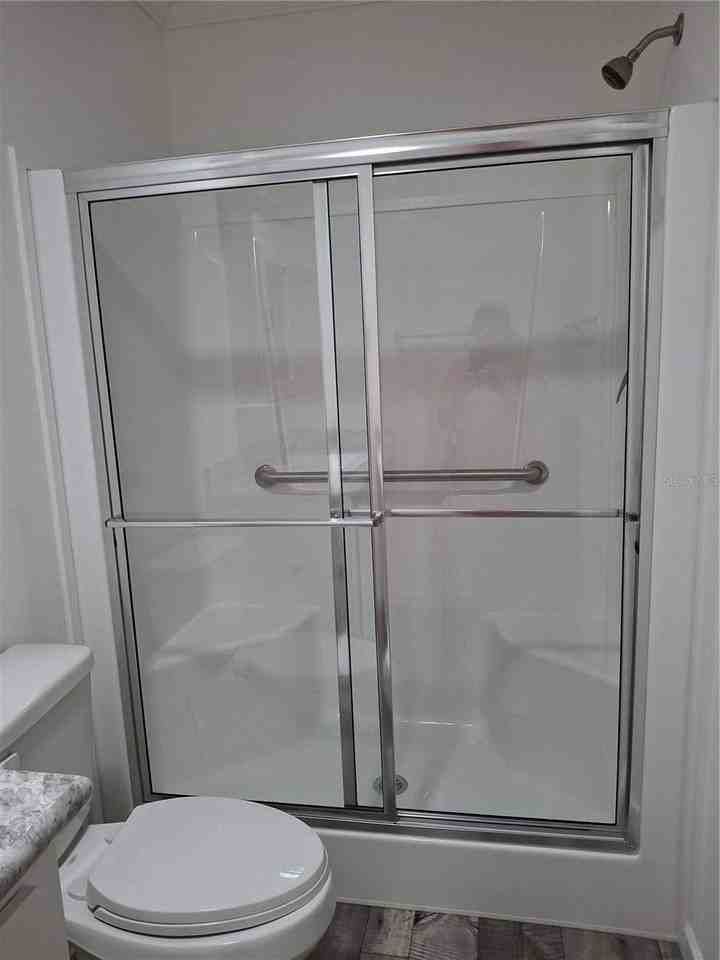 114 Emerald Ave N - Photo 5 of 7