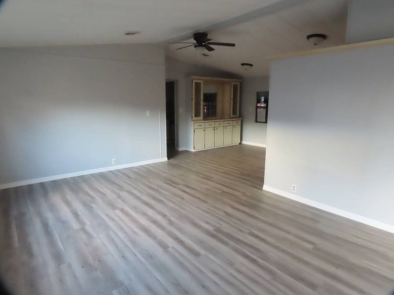 1077 Quail Dr - Photo 7 of 24