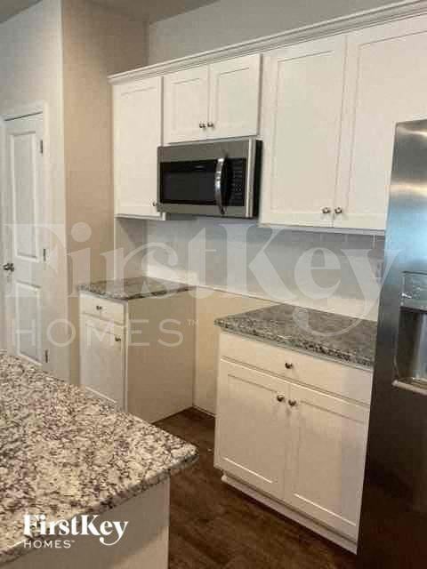 2076 Cypress Village Dr Nw - Photo 5 of 12