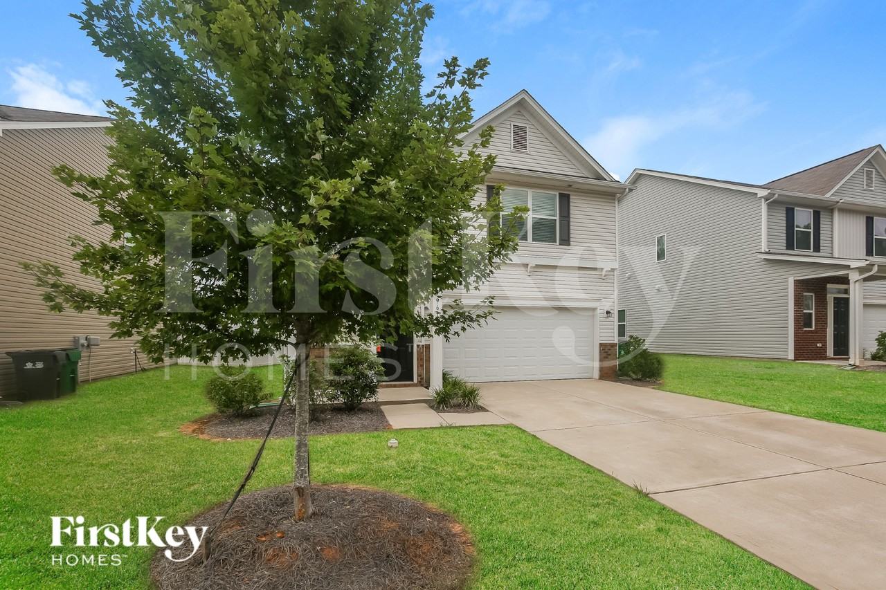 9613 Hamel St - Photo 3 of 16