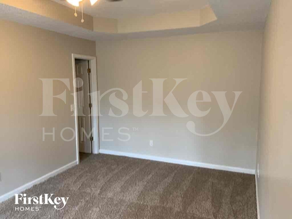 82 Broadlands Dr - Photo 6 of 11