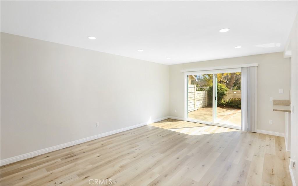 3 Southsand - Photo 7 of 40