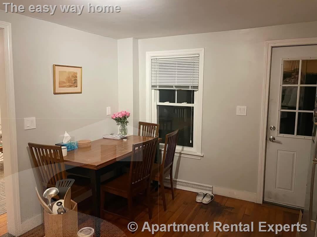 118 Otis St #1 - Photo 3 of 14