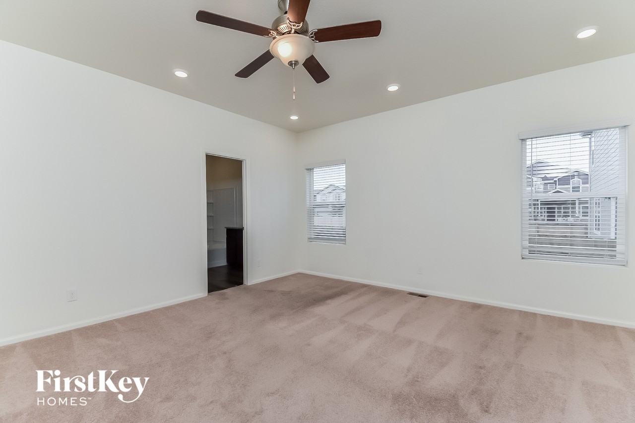 9784 Borderpine Way - Photo 7 of 15