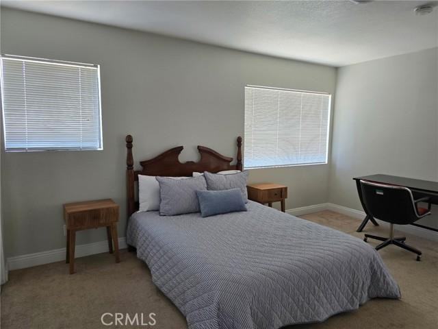 2646 Military Ave - Photo 5 of 12
