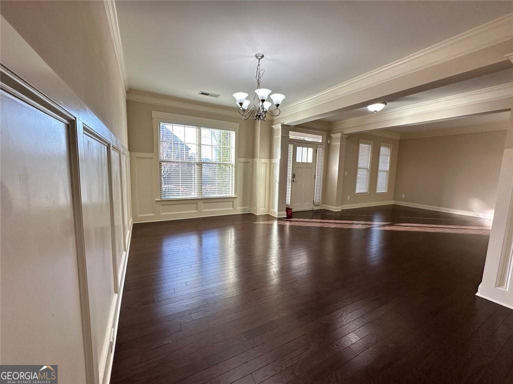 5605 Upper Creek Ct - Photo 7 of 36
