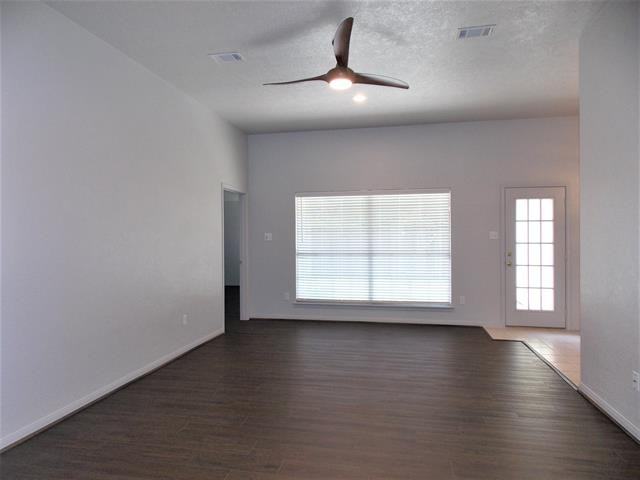 7965 Pecan Dr - Photo 4 of 20