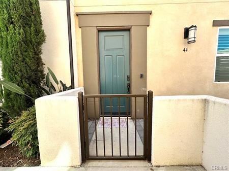623 W Foothill Blvd - Photo 2 of 32
