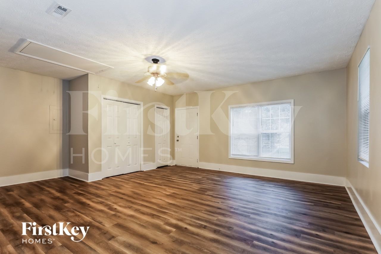 35 Peachtree Way - Photo 7 of 16