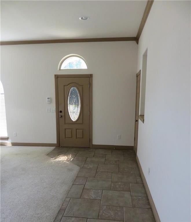1801 Mead Ln - Photo 2 of 13