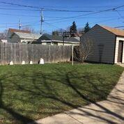 2656 S 30th St - Photo 2 of 9