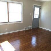 2656 S 30th St - Photo 3 of 9