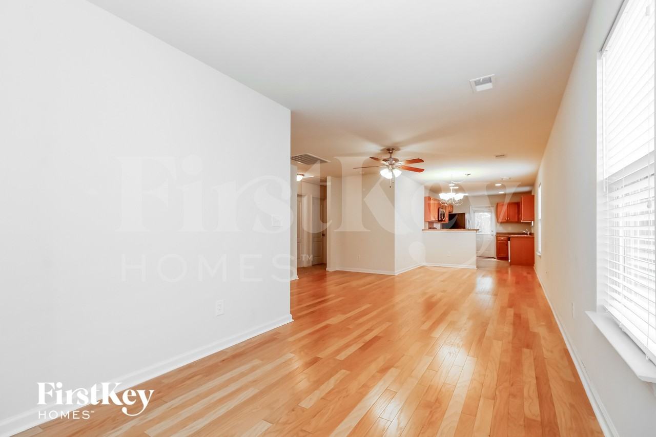174 Keaton Brook Dr - Photo 2 of 15