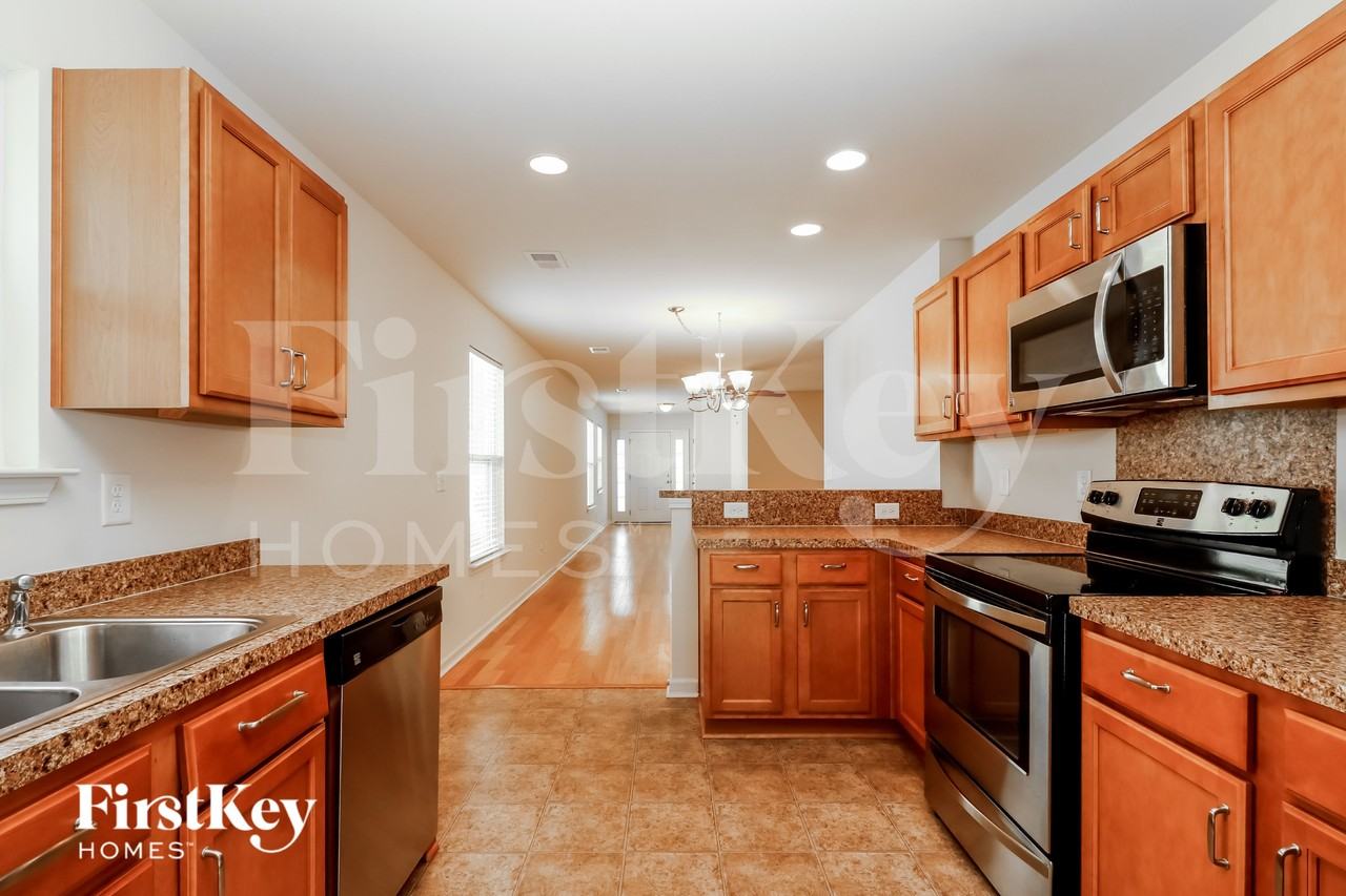 174 Keaton Brook Dr - Photo 7 of 15