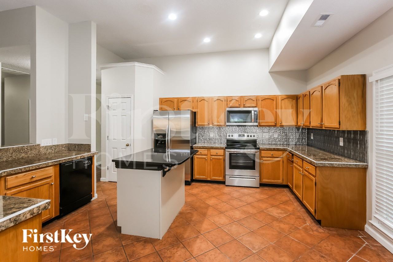 6509 Mimosa St - Photo 6 of 16