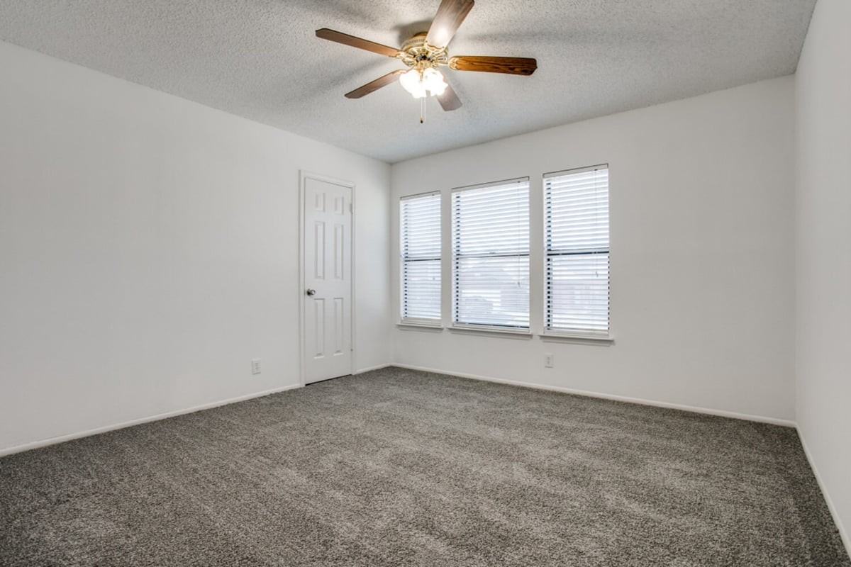 8026 Manderly Pl - Photo 7 of 13