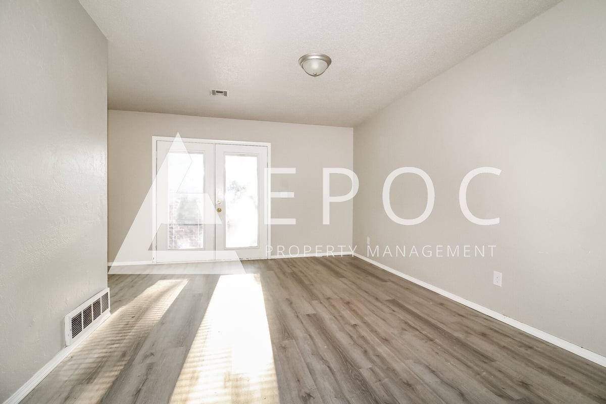 409 Woodland Dr - Photo 7 of 16
