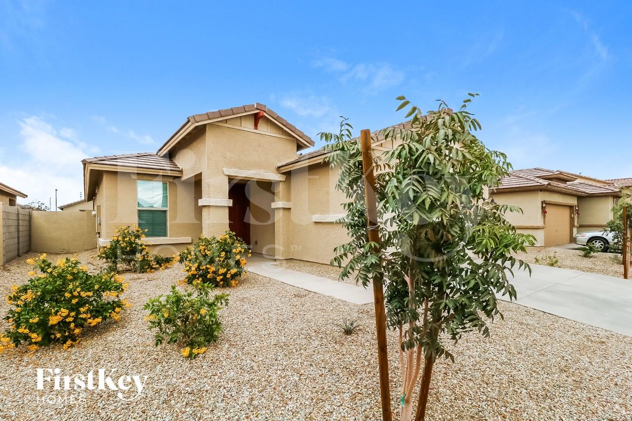17538 W Villa Hermosa Ln - Photo 2 of 15