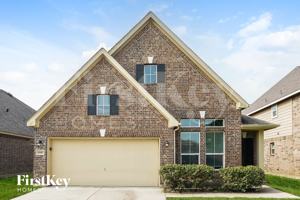 featured image of 4810 Bay Vista Dr