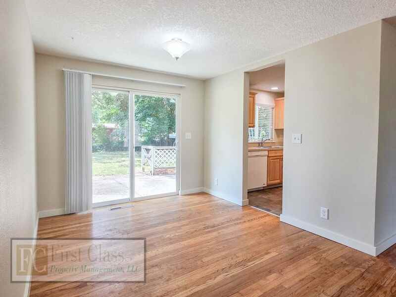 17640 Sw Shaw St - Photo 4 of 26