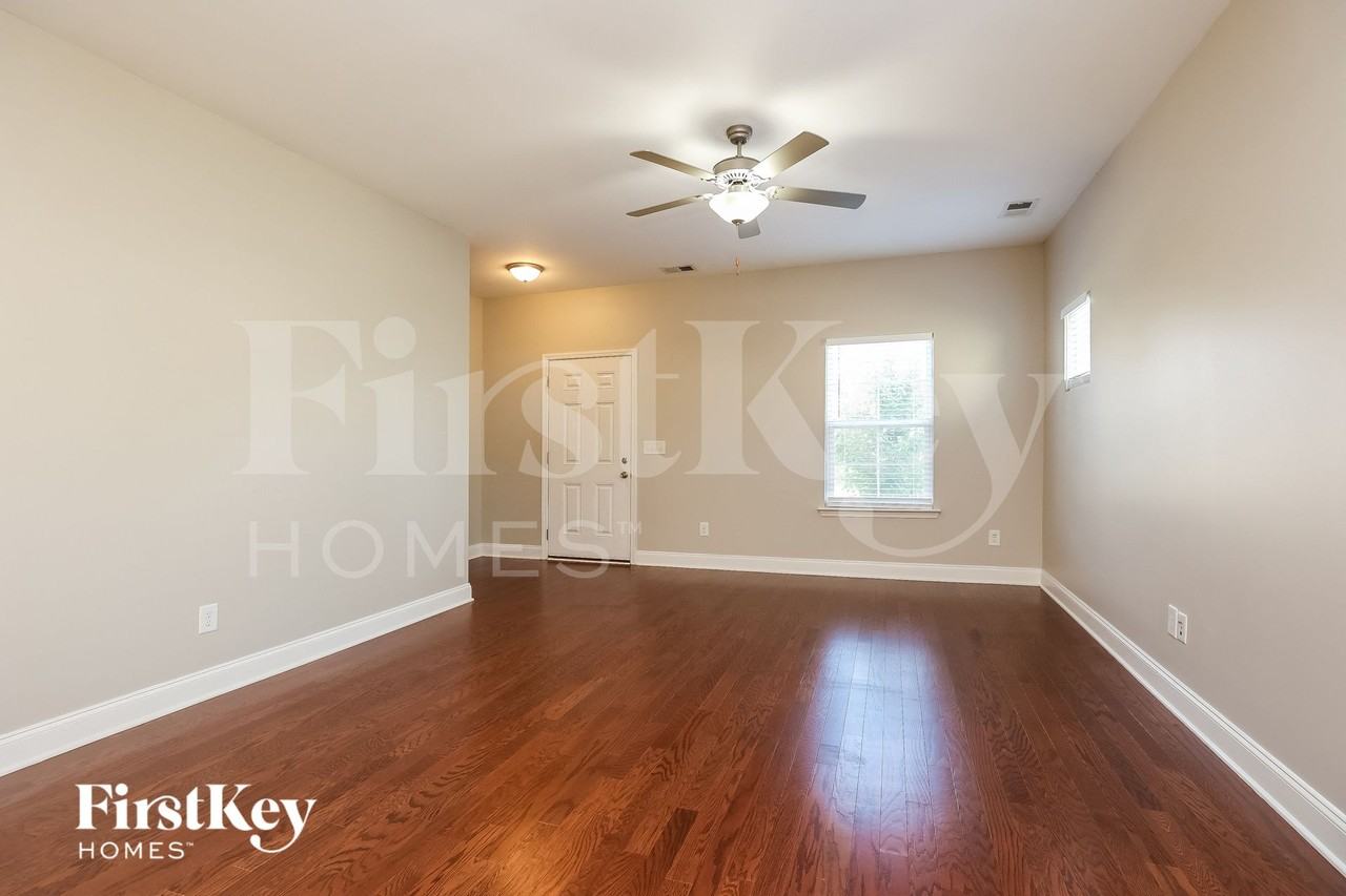 286 Telavera Dr - Photo 4 of 15