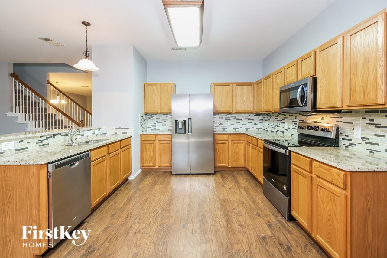 3700 Dunlavy Rd - Photo 7 of 15