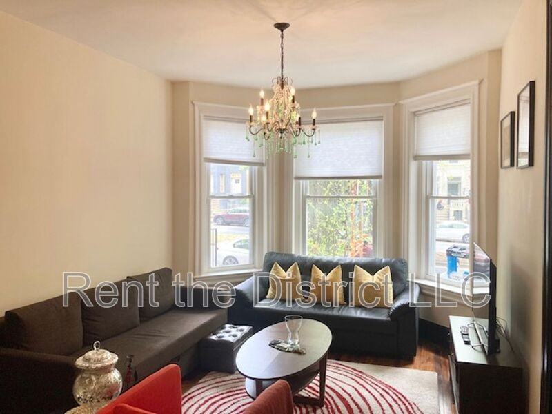 37 Rhode Island Ave Nw - Photo 2 of 44