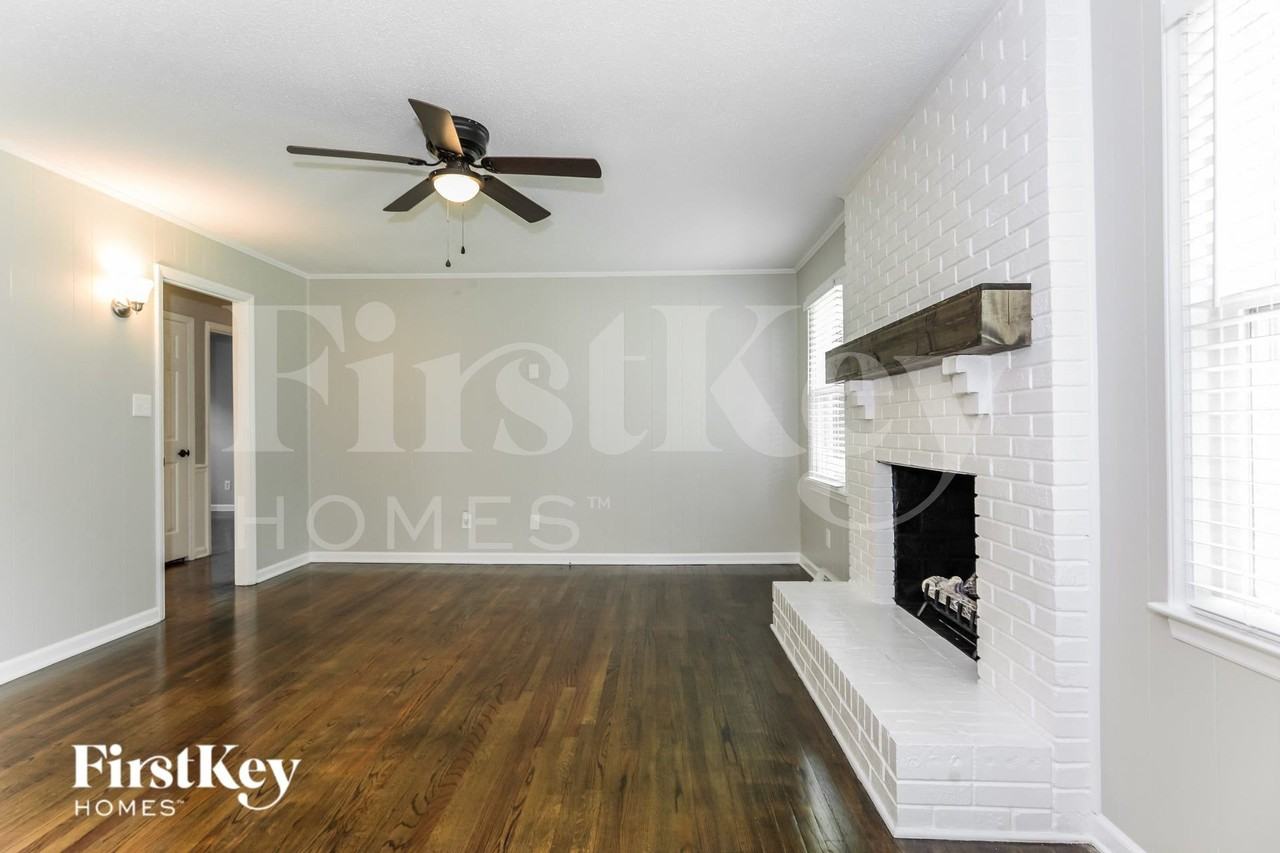 524 Jasin Dr - Photo 3 of 15