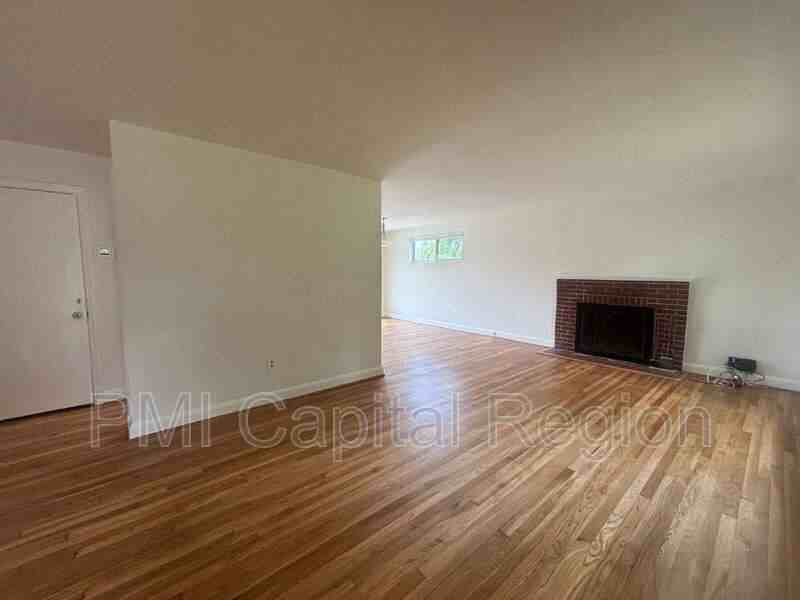 2929 Terrace Dr - Photo 2 of 25