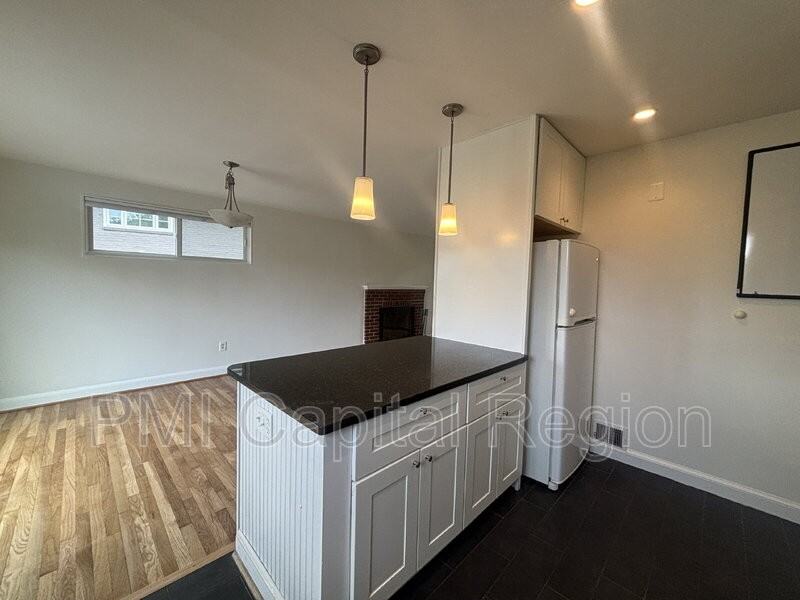 2929 Terrace Dr - Photo 7 of 25