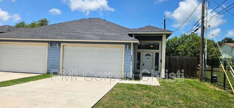 6402 Williams Dr #A - Photo 2 of 25